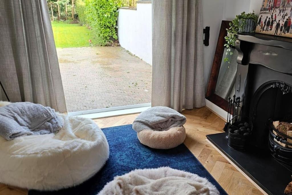 Coast Road Retreat-a Stunning 3 Bed In *